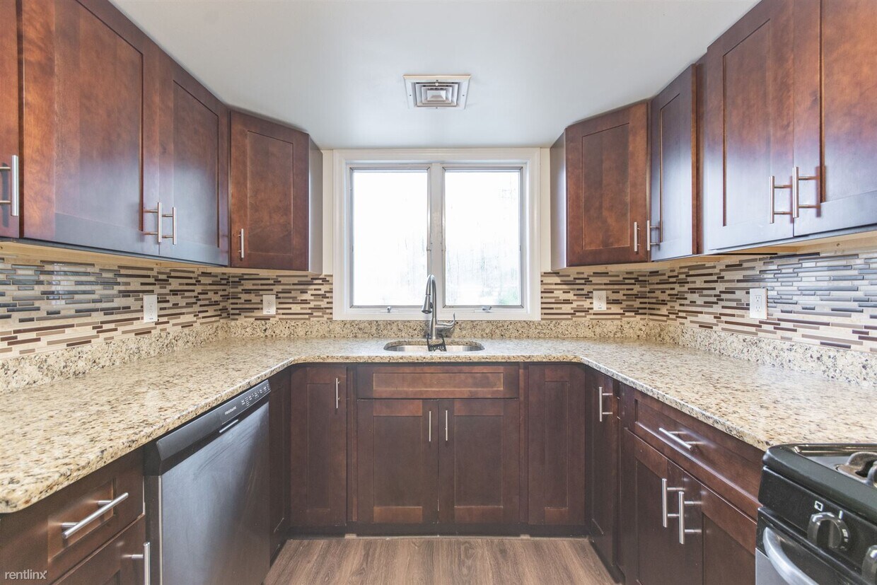 Primary Photo - 3 br, 1 bath House - 4581 Route 27 Unit 2