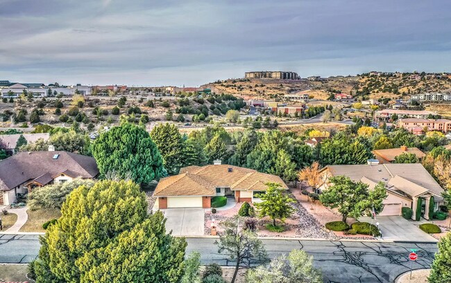 Foto del edificio - 3494 E Liese Dr