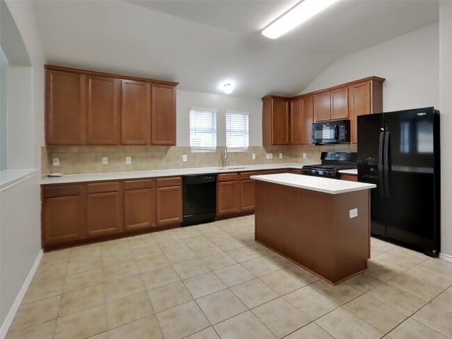 Foto del edificio - 8039 Branson Park Ln