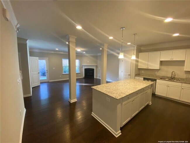 Foto del edificio - 1206 Wingstem Pl