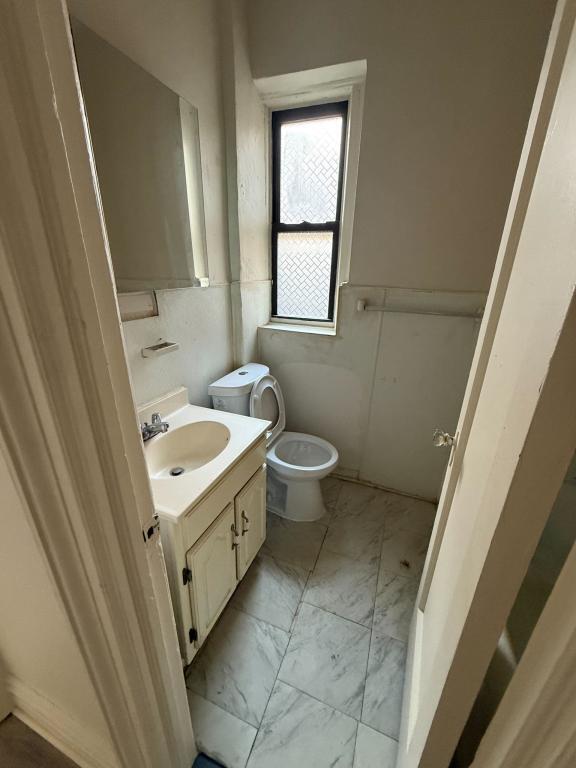 Foto del edificio - 36 Bruce Ave