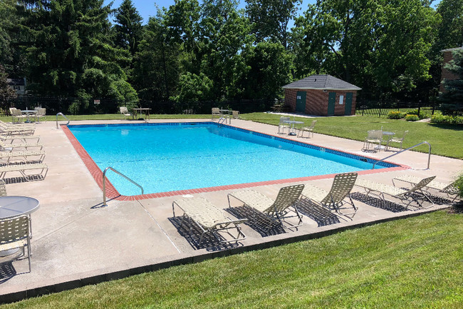 Piscina de agua salada - Cambridge Hall Apartments