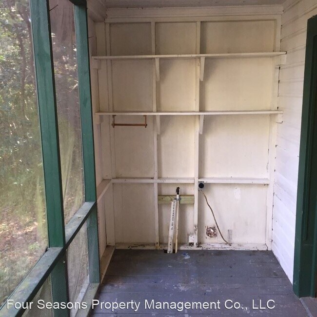Building Photo - 1 br, 1 bath House - 21510 Tucker Road