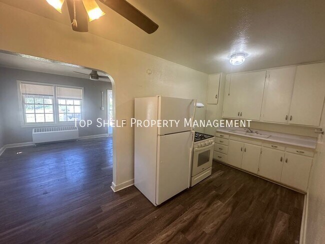 Foto del edificio - 2303 E 9th St