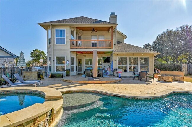 Building Photo - 104 Acapulco Ct