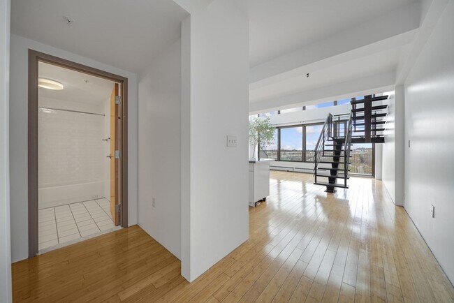 Foto del edificio - 156 Porter St