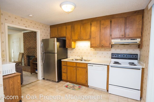 Building Photo - 2 br, 1.5 bath House - 14 Alamo Ct  Unit A