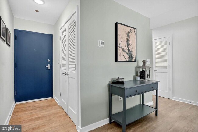Foto del edificio - 772 Fairview Ave