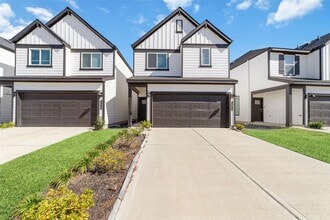 Building Photo - 12315 Churchill downs Dr