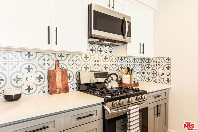 Foto del edificio - 7022 Alabama Ave