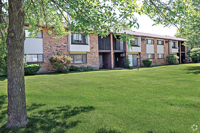 Building Photo - Webster Manor Apartment Homes