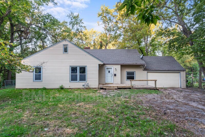 Primary Photo - 11106 Applewood Dr