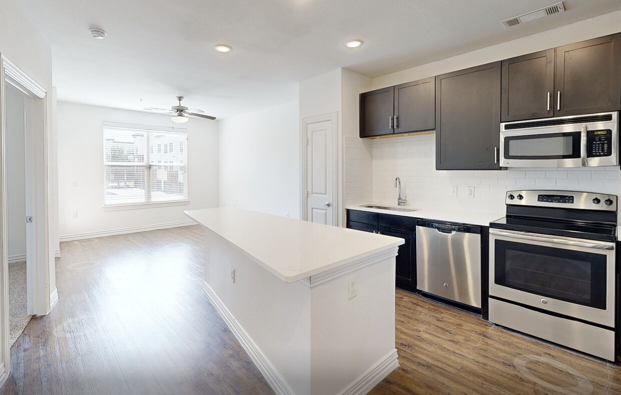 Photo - Bell Gateway Village Apartments