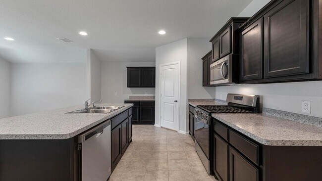 Foto del edificio - 5908 Harvey Gap Ln