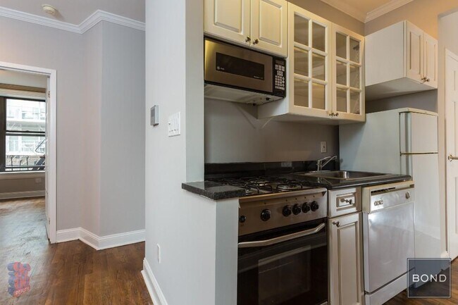 Foto del edificio - 432 E 13th St