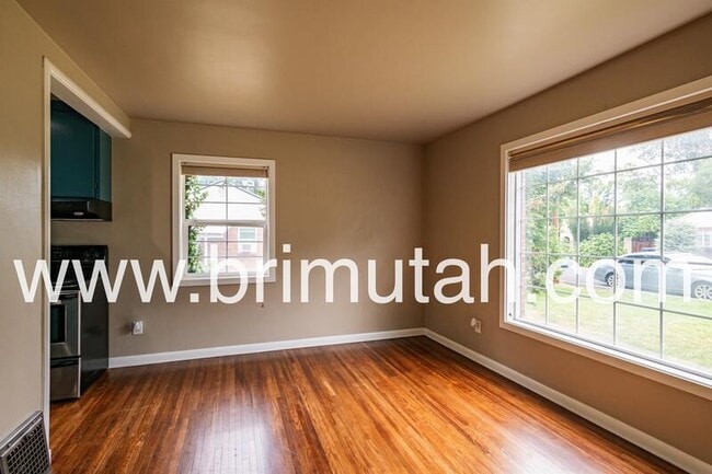 Foto del edificio - 948 E Millcreek Way