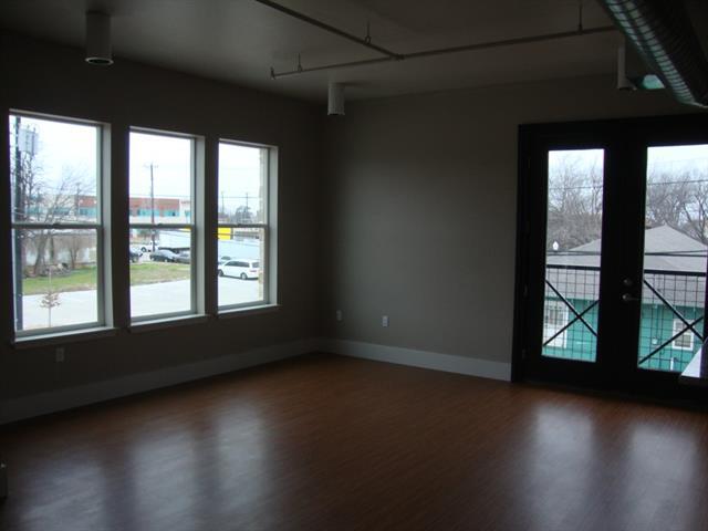 Building Photo - 1000 Lipscomb St