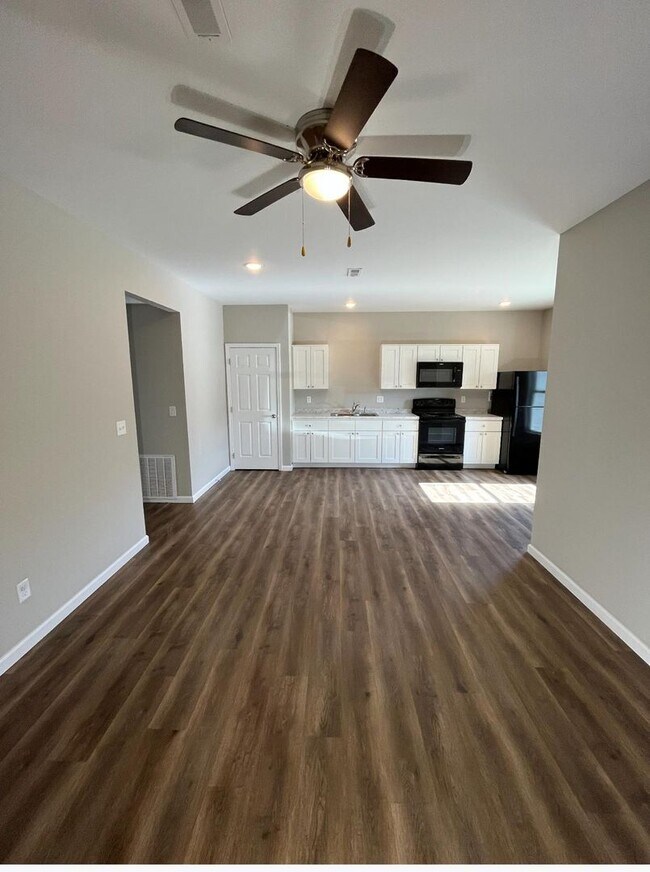 Foto del edificio - 2 Bedroom, 1 Bath apartment