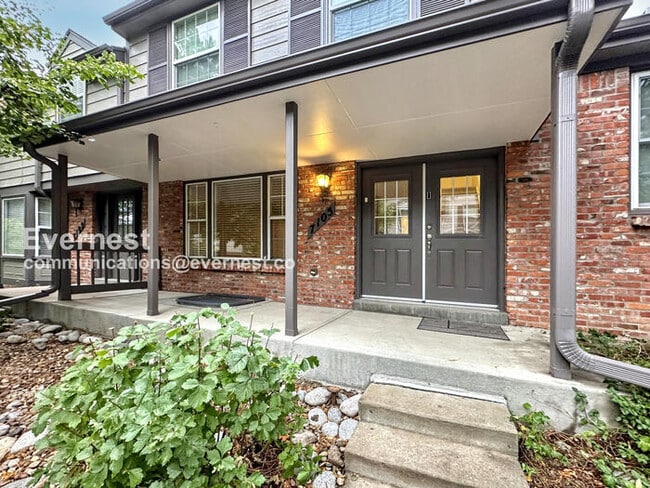 Building Photo - 7105 E Briarwood Dr