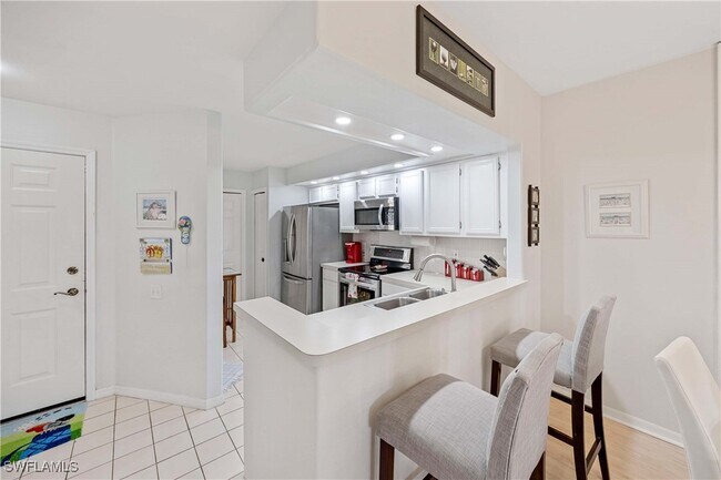 Foto del edificio - 13046 Amberley Ct