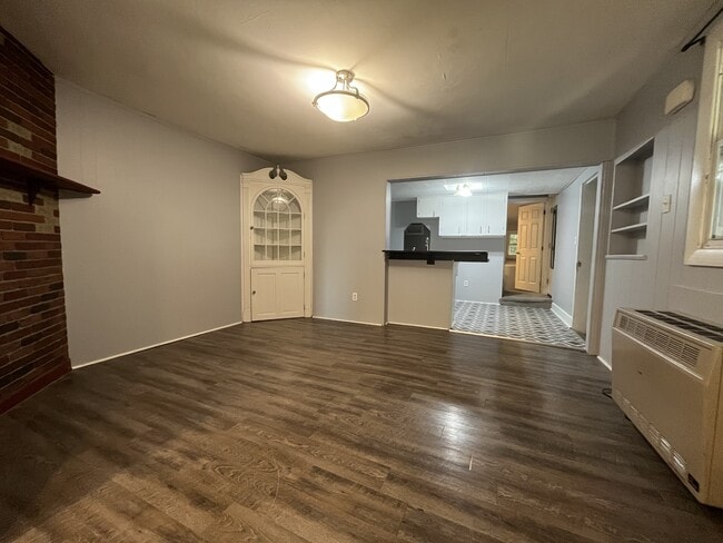 Foto del edificio - 1077 Main St