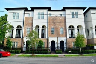 Building Photo - 1831 Edwards St
