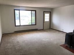 Building Photo - 3 br, 1 bath House - 110 N. Yellowstone Ave