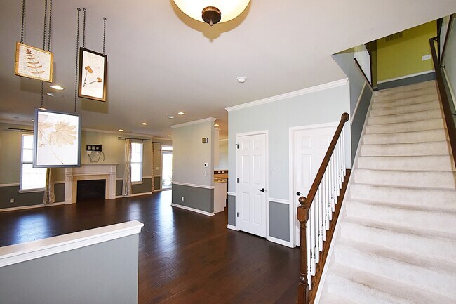 Building Photo - 6N385 Whitmore Cir