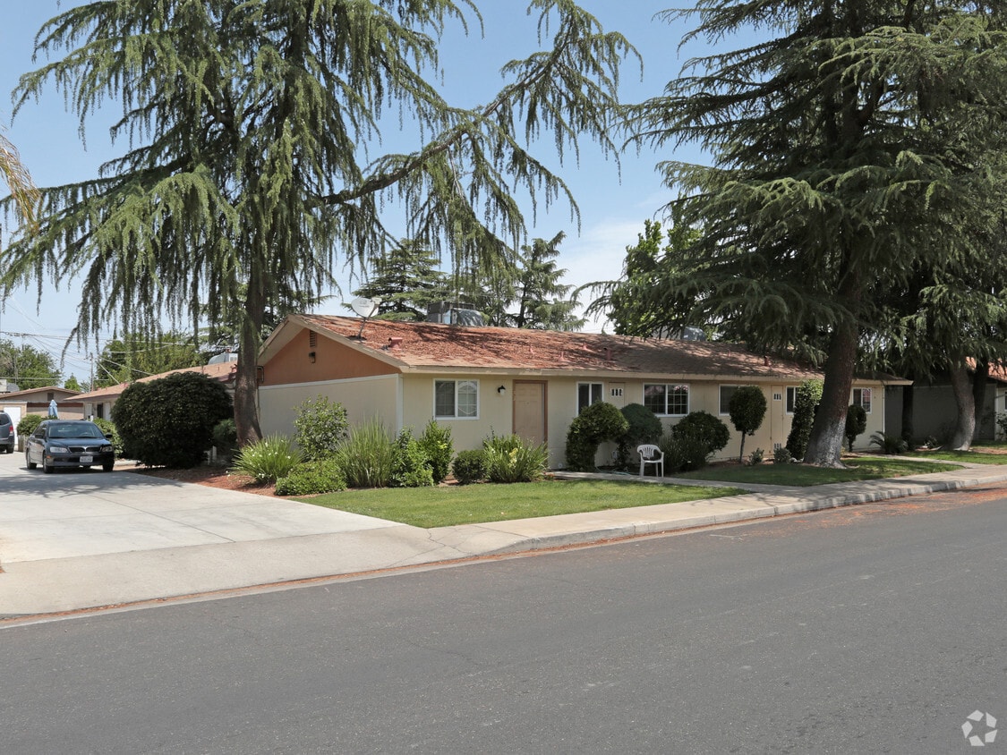 Primary Photo - 1528 Minnewawa Ave
