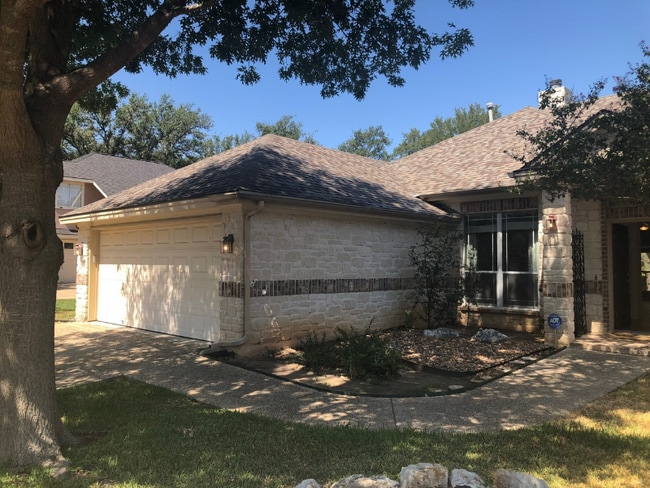 Building Photo - 137 Antler Cir