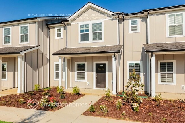 Building Photo - 221 River Rock Dr