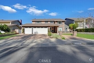 Building Photo - 1044 S Burlwood Dr