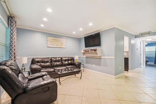 Building Photo - 4315 Aegean Dr