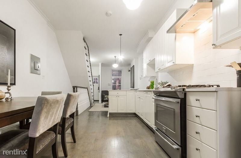 Primary Photo - 4 br, 2 bath Townhome - 50 Eldert St