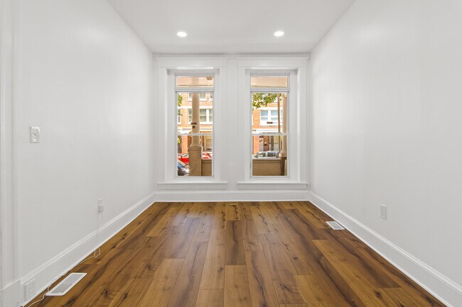 Foto del edificio - 813 Whitelock St