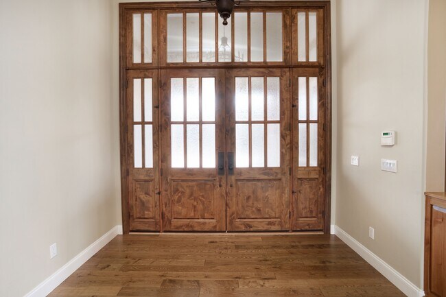 Entrance - 15710 Blue Crystal Trl