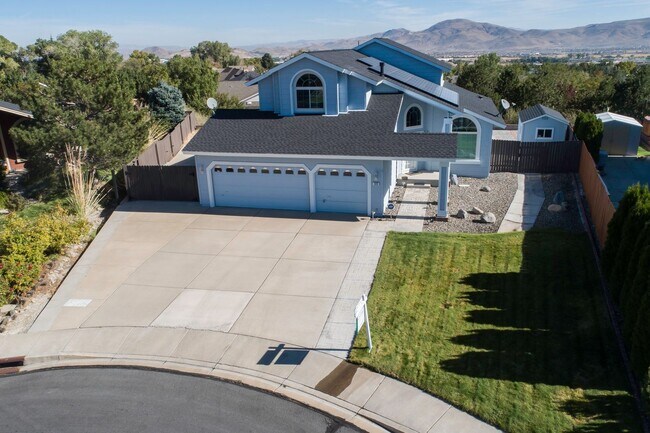 Building Photo - SW Reno, 4bed, 3 full bath, 3car, 2,770sf ...
