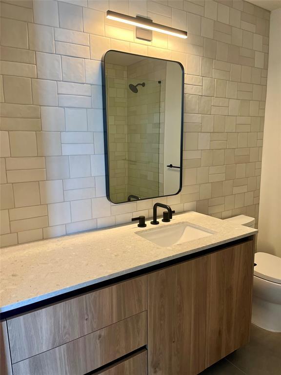 Foto del edificio - 84 East Ave