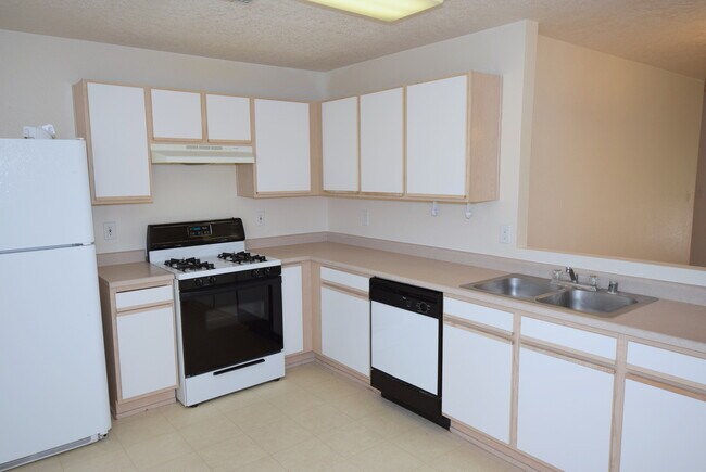 Foto del edificio - Great 3BR Home Near Cottonwood Mall!!