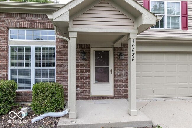 Building Photo - 10686 Trailwood Dr