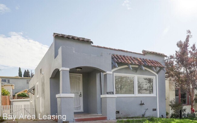 Building Photo - 3 br, 1 bath House - 3618 Maple Avenue