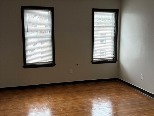 Foto del edificio - 710-712 Jay St