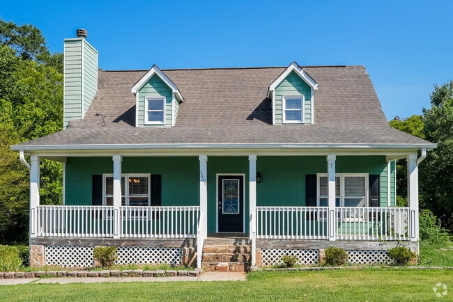 Building Photo - 2461 Sanjo St NE
