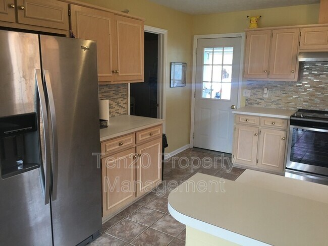 Foto del edificio - 1631 N Grove Ct
