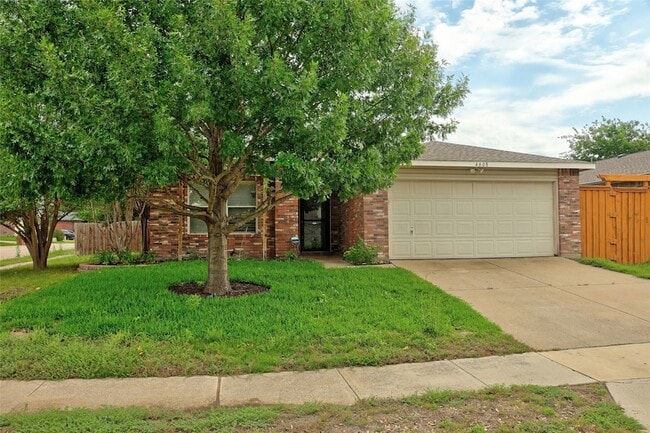 Building Photo - 4608 Cedar Crest Dr