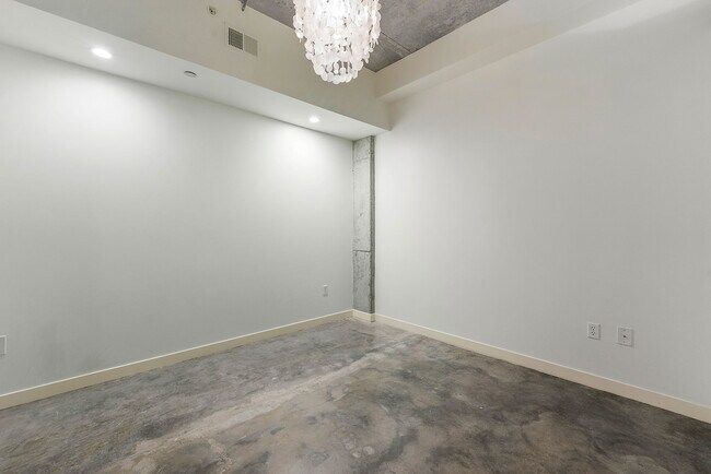 Foto del edificio - 335 W Ponce de Leon Ave