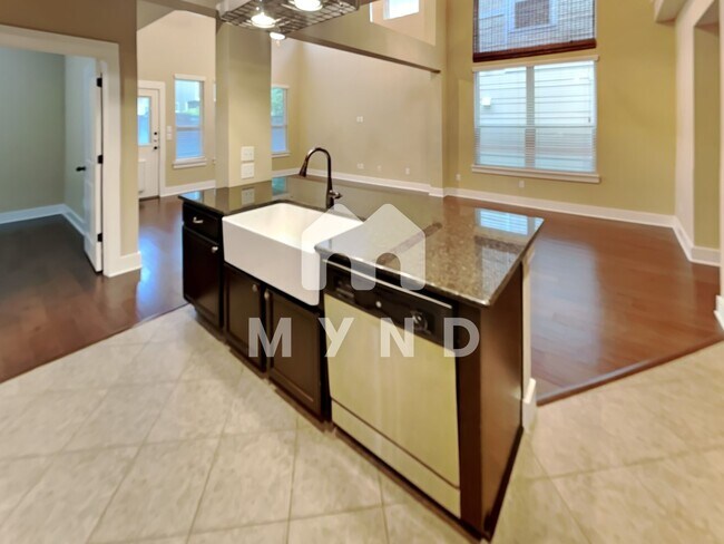 Foto del edificio - 7501 Wolverine St