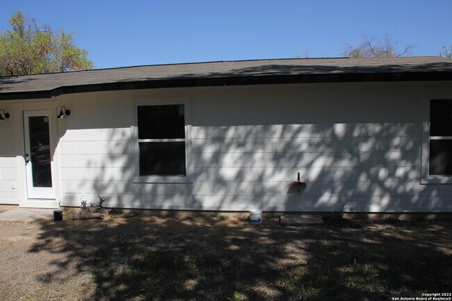Building Photo - 4814 Chedder Dr