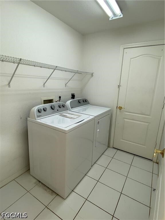 Foto del edificio - 8929 Spring Mountain Way