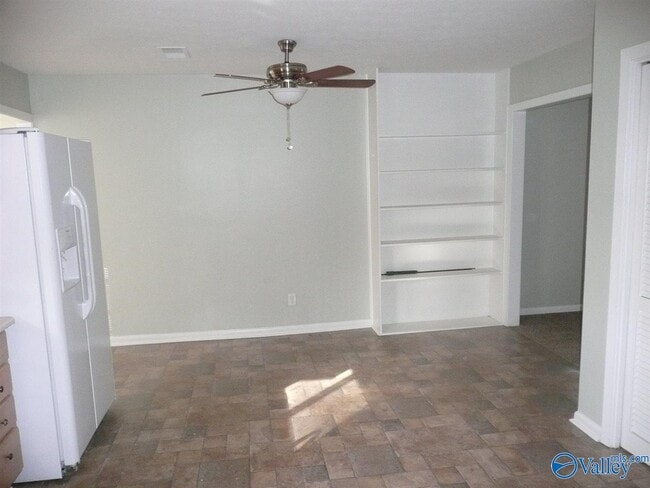 Foto del edificio - 511 Delaney Rd NW